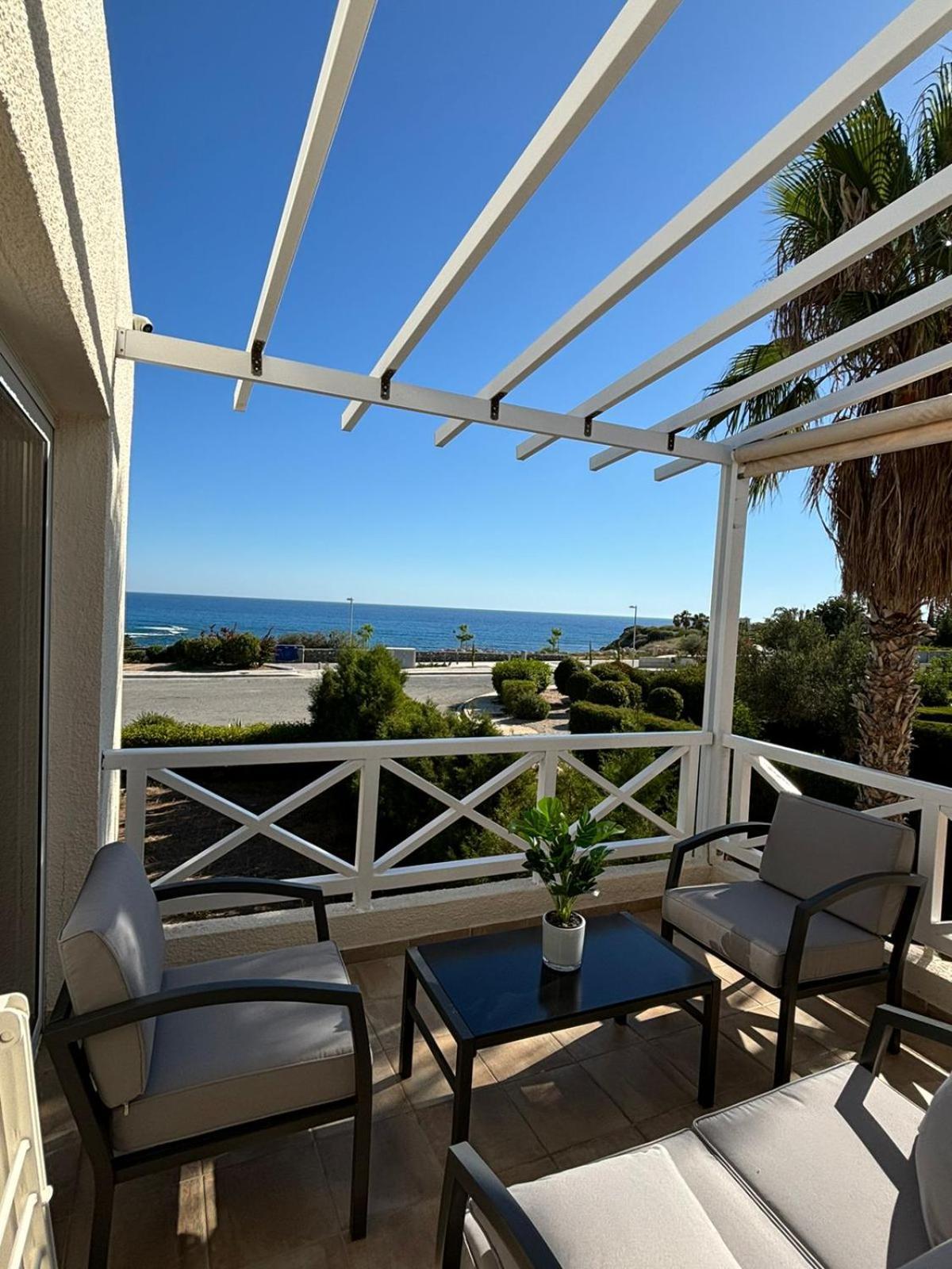 Horizon Bliss At Coral Bay Apartman Péjia Kültér fotó